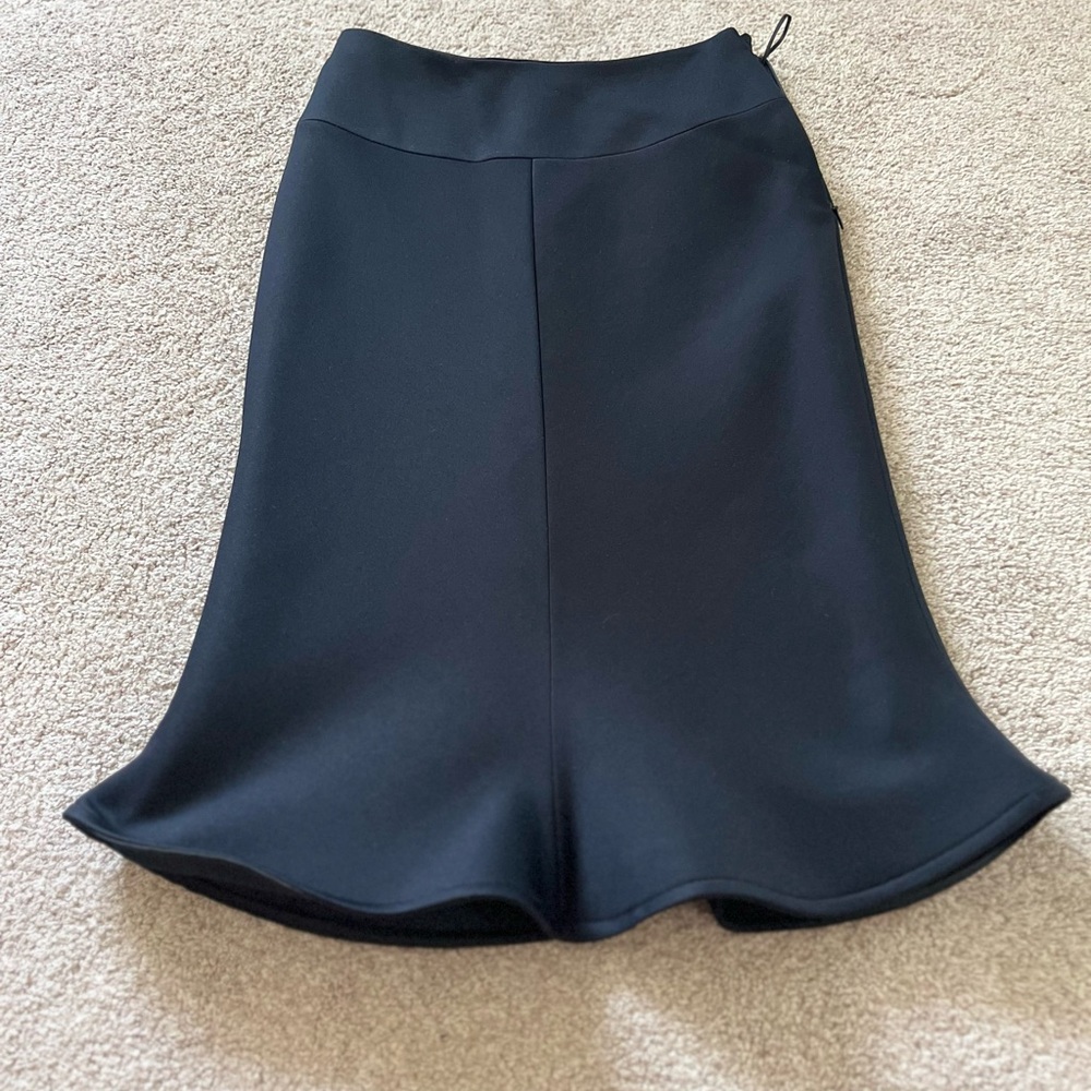 NWT Giorgio Armani Black Flared Pencil Skirt Size 38 Knee Length